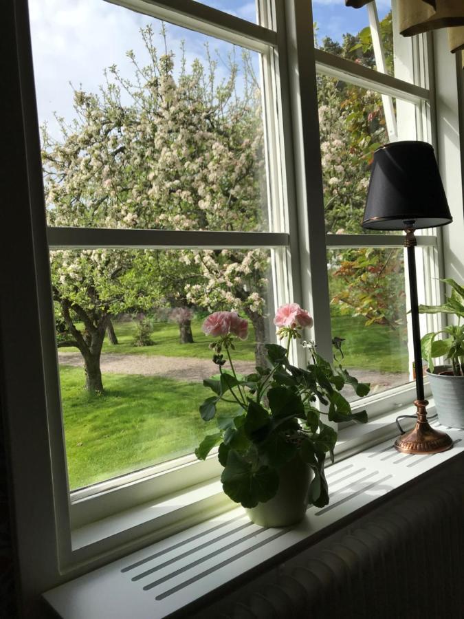 Vandrarhemmet Oestergatan Skovde Ngoại thất bức ảnh
