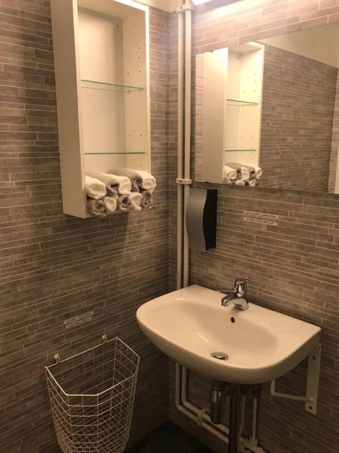 Vandrarhemmet Oestergatan Skovde Ngoại thất bức ảnh